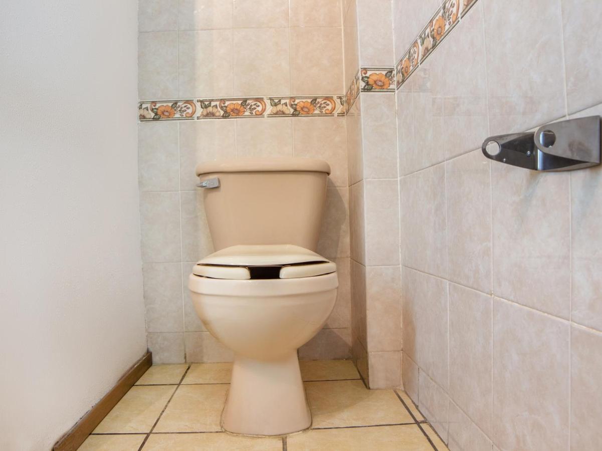 Capital O Hotel Villa Monini Пуэбла Экстерьер фото